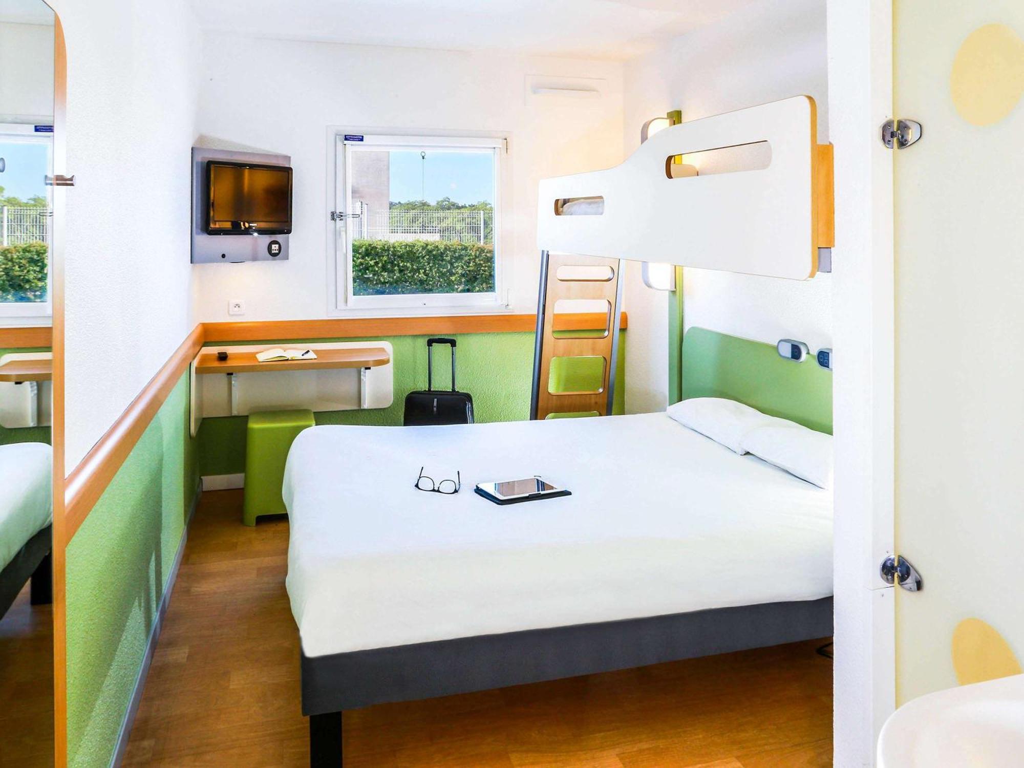 ไอบิส บัดเจ็ต โฮเทล วิตรอล Hotel วิทอลล์ ภายนอก รูปภาพ