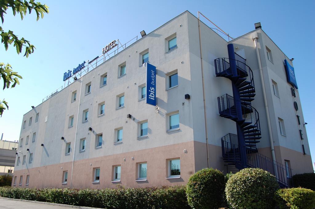 ไอบิส บัดเจ็ต โฮเทล วิตรอล Hotel วิทอลล์ ภายนอก รูปภาพ