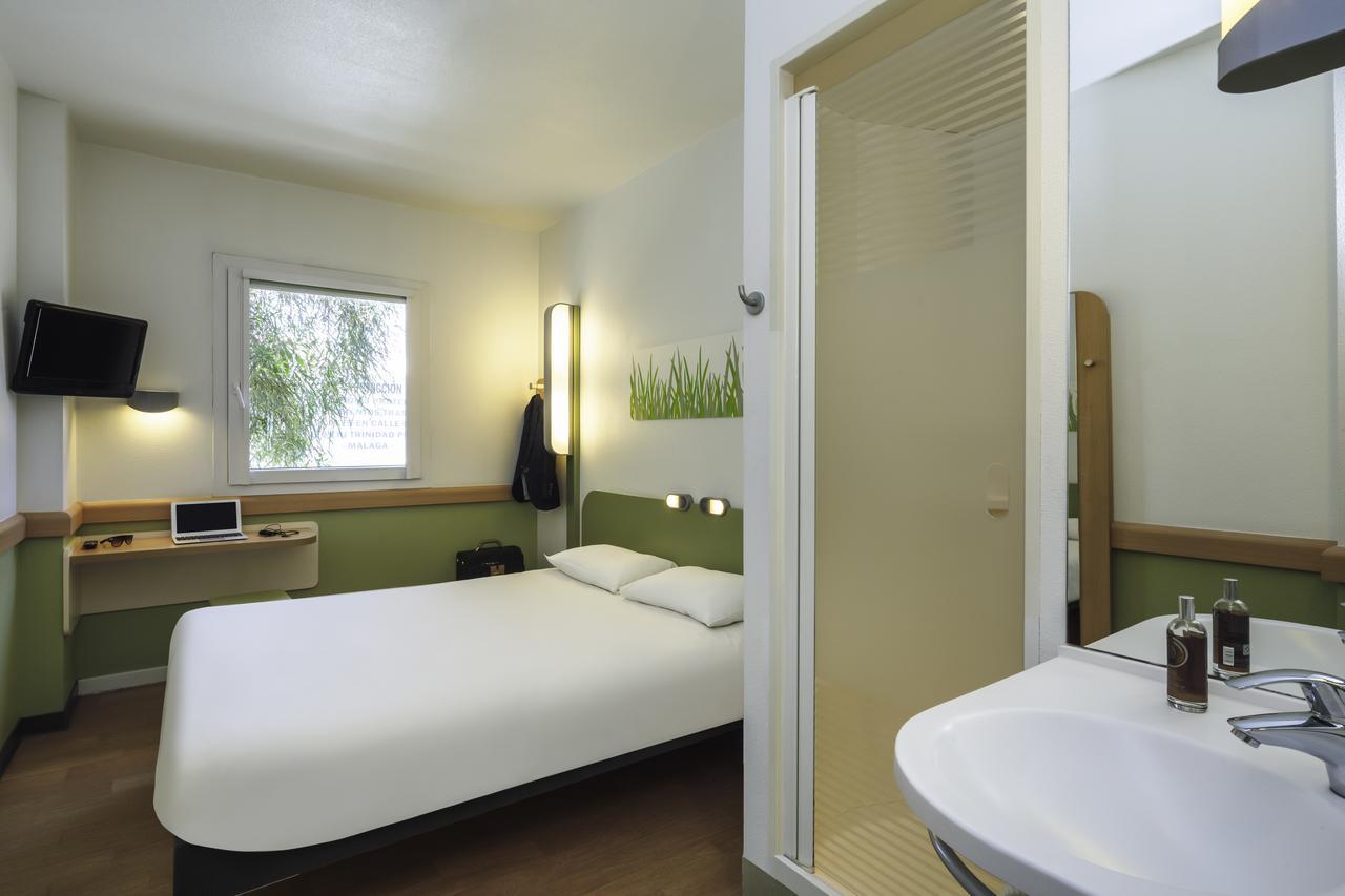 ไอบิส บัดเจ็ต โฮเทล วิตรอล Hotel วิทอลล์ ภายนอก รูปภาพ