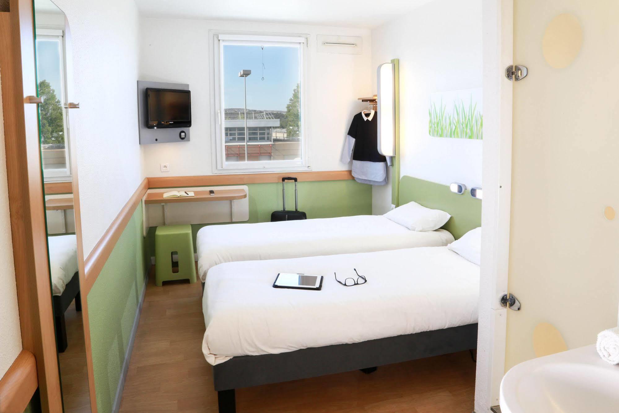 ไอบิส บัดเจ็ต โฮเทล วิตรอล Hotel วิทอลล์ ภายนอก รูปภาพ